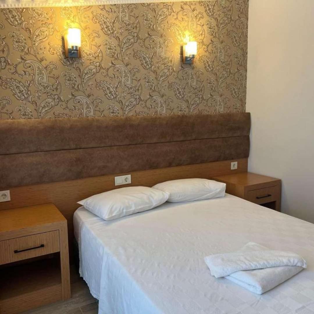 Britannia Hotel Village 凯梅尔 外观 照片
