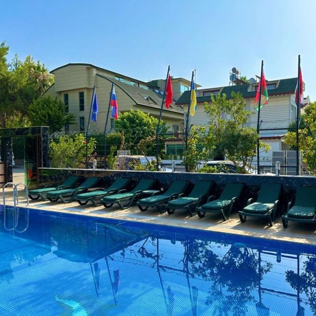 Britannia Hotel Village 凯梅尔 外观 照片